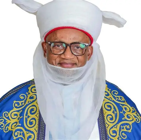 Yahaya Abubakar Biography: Age, Education, Military Career and Etsu Nupe Reign